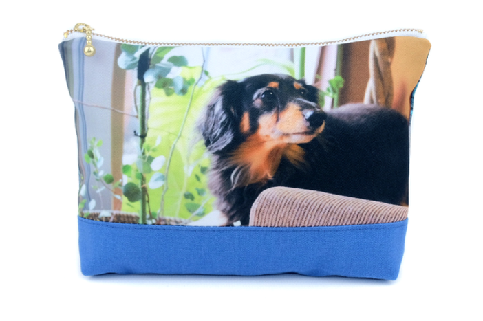 オリジナルポーチ ペットの写真でおしゃれなオリジナルグッズ １点から作れる ダイカットクッション オリジナルブランケット オリジナルポーチ などが作れます